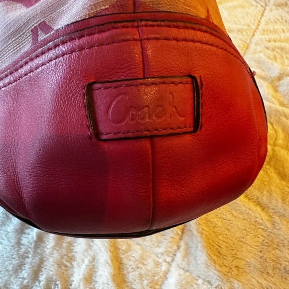 COACH Pink Women's Hand Bag - Picture 2 of 15